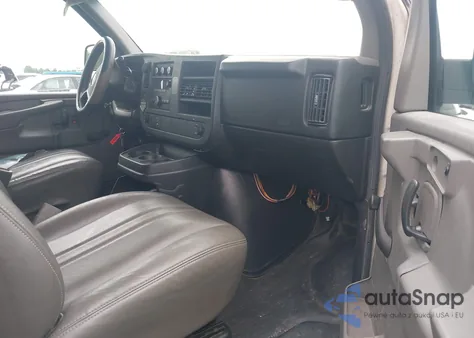 2008 Chevrolet Express Work Van из США, поврежденный, VIN 1GCGG29K381193101